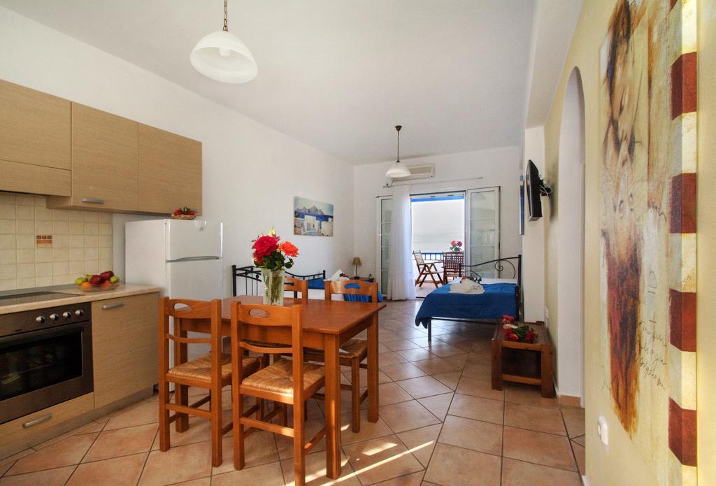 Pantonia Apartments Agia Pelagia  Luaran gambar
